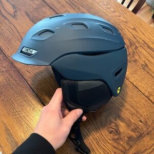 Smith Vantage MIPS ski/snowboard helmet. Size XL